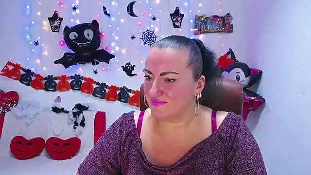 DianaMGG online show from October 21, 5:22 am