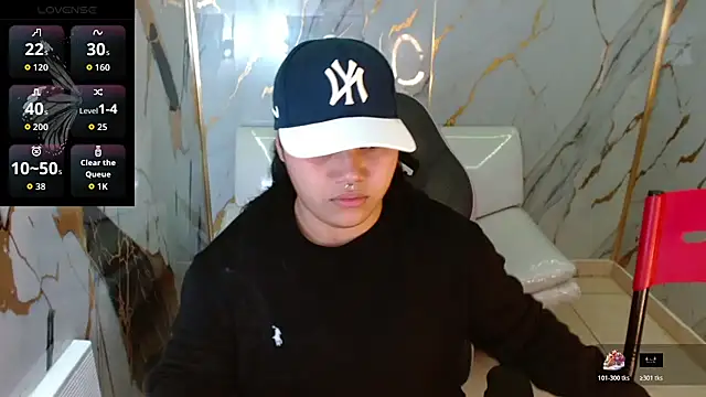 melany rouse18 online show from April 17, 1:24 pm