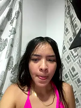 Snapshot of Polla21c chatting on October 2, 2:38 am Polla21c online show from October 2, 2:38 am