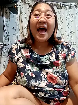 hotchubby88 online show from October 28, 9:41 pm