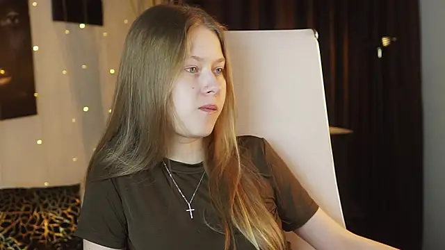 EveMundie online show from April 13, 7:53 am