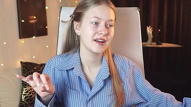 EveMundie online show from April 16, 6:46 am