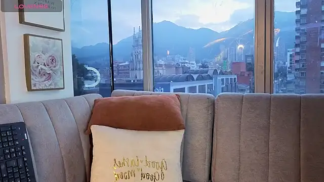 Ivanna West online show from February 6, 11:24 am