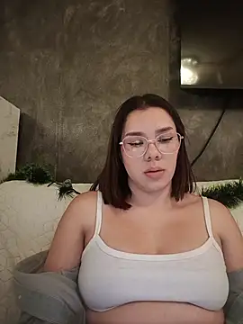 EmmaSulivan online show from November 18, 4:08 pm