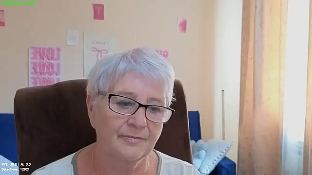 Sandra Snowflake online show from July 23, 11:40 am