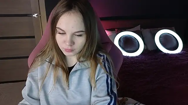 Dyna bae online show from October 8, 8:07 am