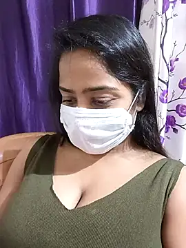 COZY ROZI online show from September 14, 6:28 pm