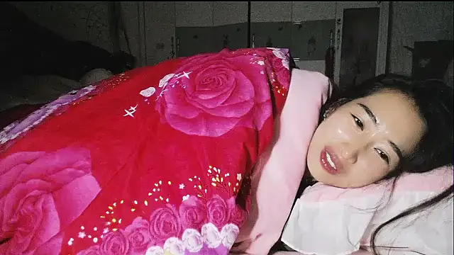 hebe-02 online show from January 16, 3:30 pm