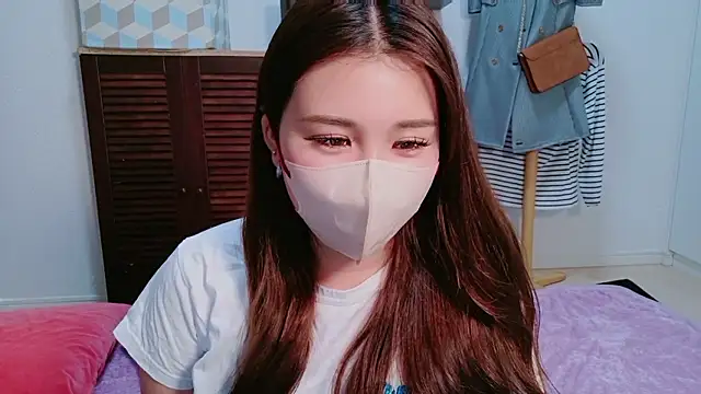 noa chi online show from May 30, 7:17 am