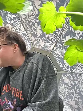 HTXBELLE online show from February 15, 7:02 pm