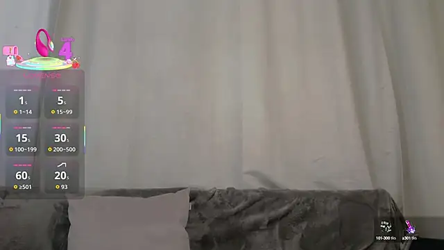 Snapshot of JanelleBrown_ chatting on September 25, 2:05 pm JanelleBrown online show from September 25, 2:05 pm