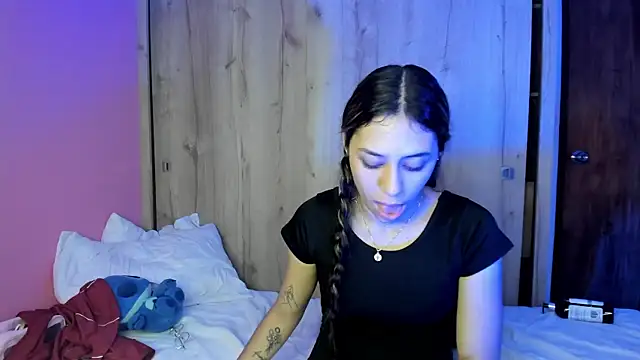 TANIA 06 online show from April 18, 7:58 pm