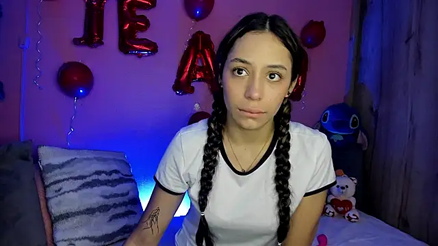 TANIA 06 online show from February 23, 1:10 pm