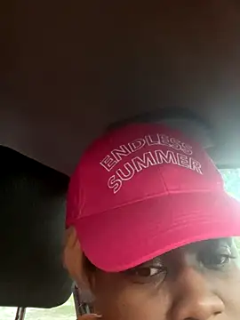 Deshay30 online show from November 2, 11:30 pm