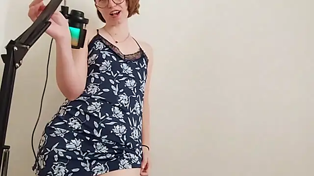 Snapshot of Elise_Nyx chatting on September 18, 1:20 pm Elise Nyx online show from September 18, 1:20 pm
