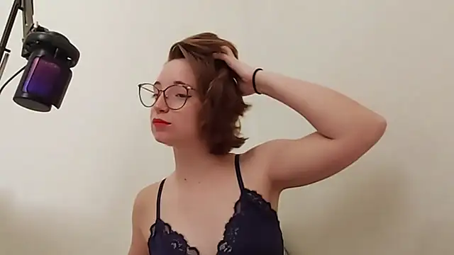 Snapshot of Elise_Nyx chatting on October 8, 1:37 pm Elise Nyx online show from October 8, 1:37 pm