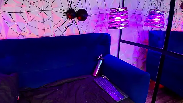 missa motato online show from December 14, 11:16 am