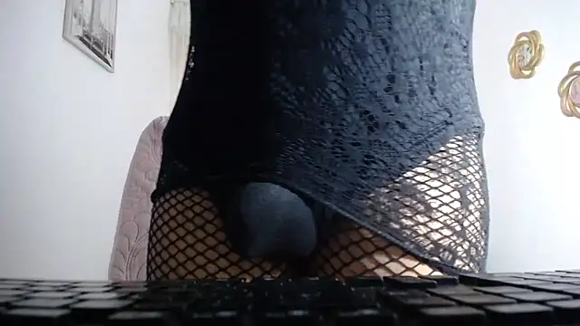 KARLA BROWN 25 online show from November 18, 8:10 pm