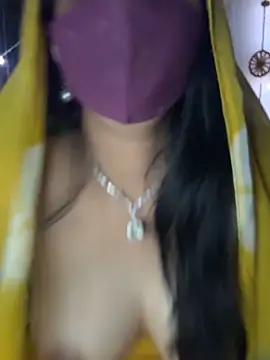 Dishasarmaa05 online show from November 13, 6:18 pm