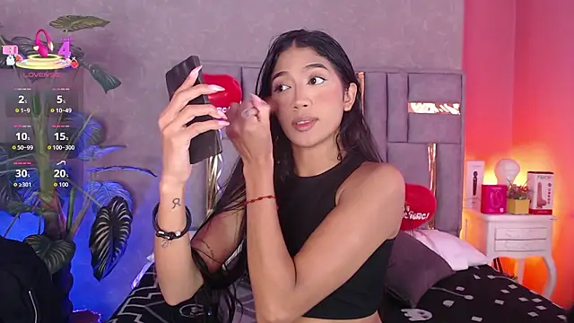 Tyla Ks online show from February 18, 7:35 pm