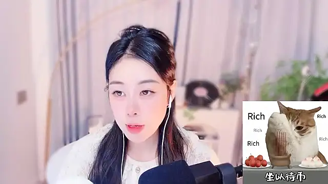 CC-777888 online show from May 9, 1:46 pm