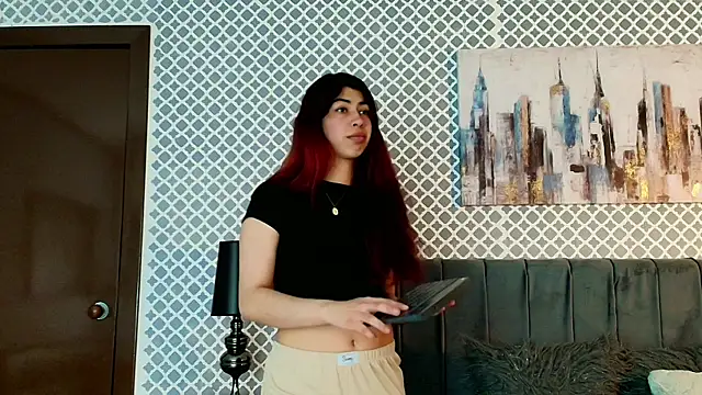Snapshot of Cassie_bloom chatting on September 24, 3:49 am Cassie bloom online show from September 24, 3:49 am
