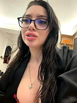 Mia Splash online show from November 21, 7:38 pm