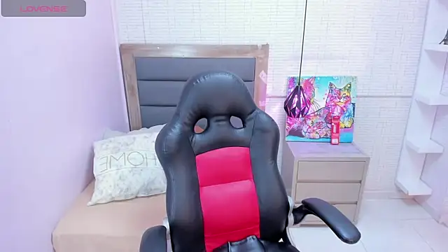 MEGANZARICK online show from October 25, 12:35 pm