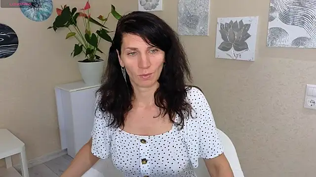 Snapshot of mylady_xenia chatting on October 5, 5:40 pm mylady xenia online show from October 5, 5:40 pm