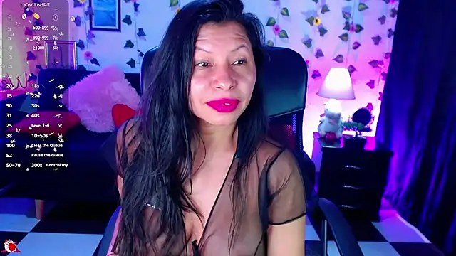 AbbyPrincessAGT online show from June 29, 10:20 pm