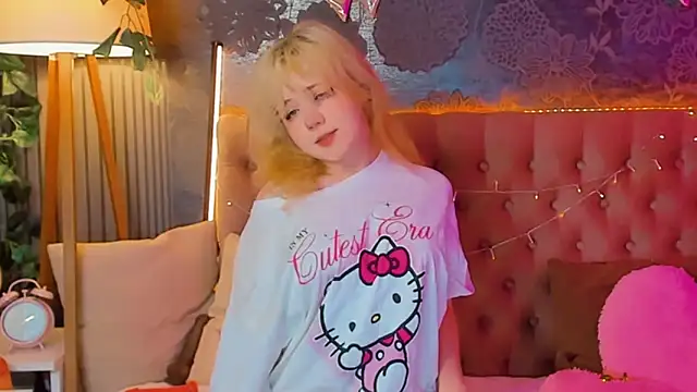 EmilyAngells online show from April 14, 6:35 am