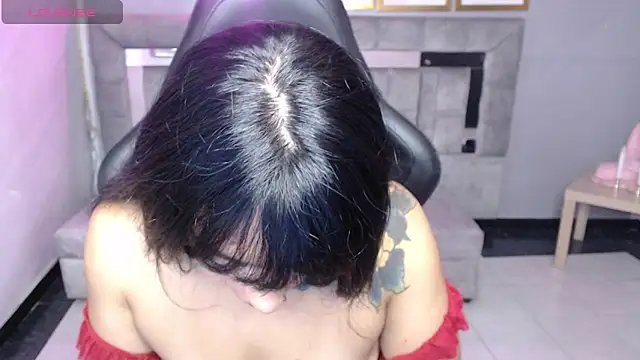 Snapshot of Isabella_Collen_v chatting on October 7, 1:26 pm Isabella Collen v online show from October 7, 1:26 pm