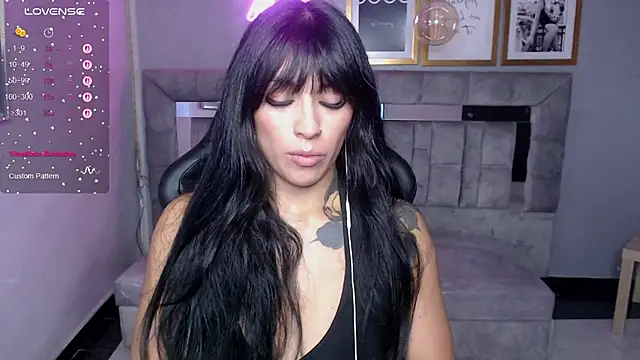 Snapshot of Isabella_Collen_v chatting on September 15, 1:08 pm Isabella Collen v online show from September 15, 1:08 pm