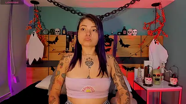 ChloeAllennn online show from October 23, 11:49 am