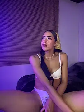Snapshot of MichelleDiaz_Pink chatting on September 13, 5:48 am MichelleDiaz Pink online show from September 13, 5:48 am