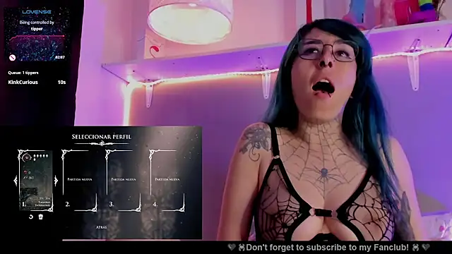 Snapshot of Hisato111 chatting on October 7, 1:04 pm Hisato111 online show from October 7, 1:04 pm