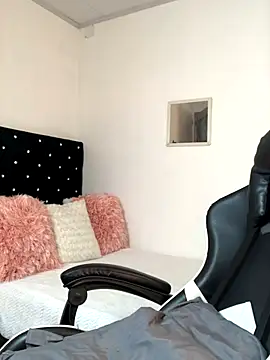 ValerieBlakee online show from October 24, 3:41 pm