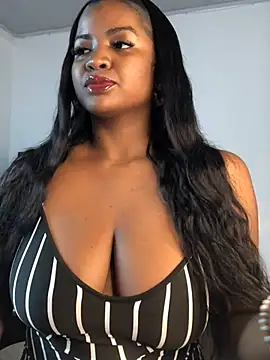 ValerieBlakee online show from June 12, 6:27 pm