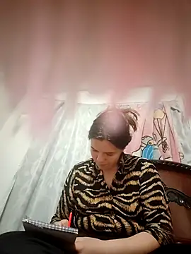 krolay16 online show from October 4, 5:57 am