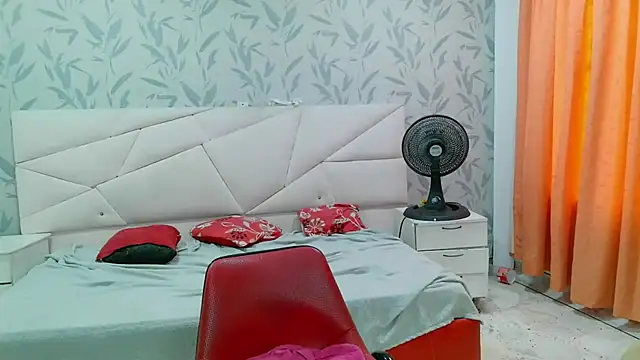 SexyPamela69 online show from June 10, 9:13 pm