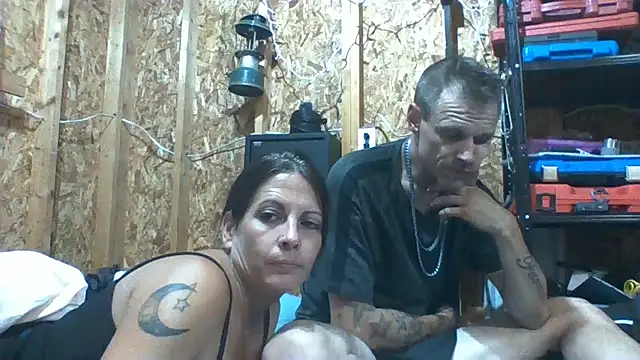 Snapshot of SillyRabbitz chatting on September 14, 8:56 am SillyRabbitz online show from September 14, 8:56 am