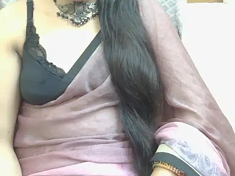 Snapshot of Lovely_Manvi chatting on October 2, 12:10 pm Lovely Manvi online show from October 2, 12:10 pm