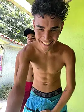 twinks 28 online show from February 12, 5:58 pm