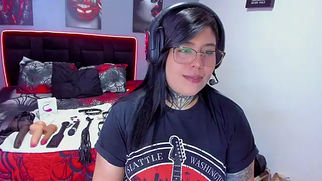 Veronika metal online show from July 21, 10:21 pm