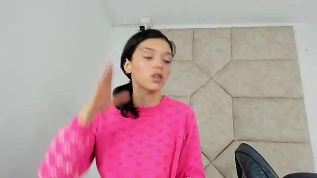 Vaiolett Smith online show from November 6, 12:55 pm