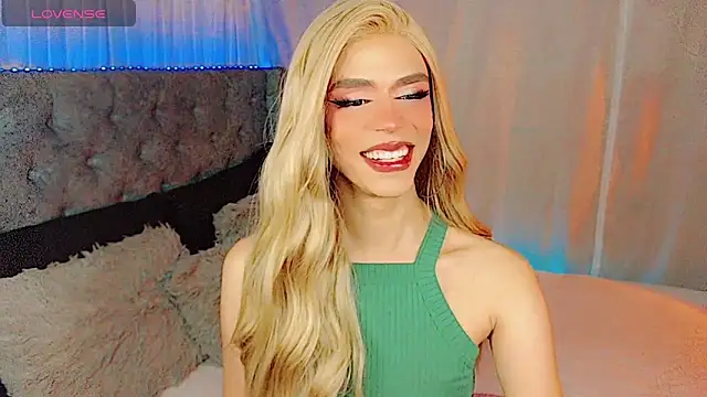 Snapshot of Dalila_moan chatting on October 8, 12:48 am Dalila moan online show from October 8, 12:48 am