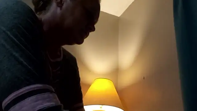 wetnwildforyou online show from November 4, 4:50 am