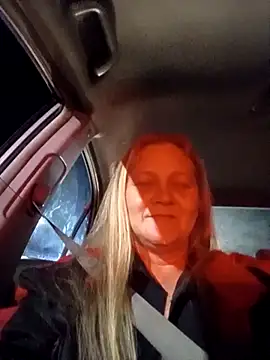 wetnwildforyou online show from November 17, 3:07 am