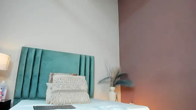 SeleneLujan online show from February 3, 11:59 am