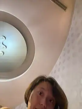 ladypaggy online show from February 8, 6:39 am